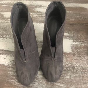 Grey apt 9 heeled booties